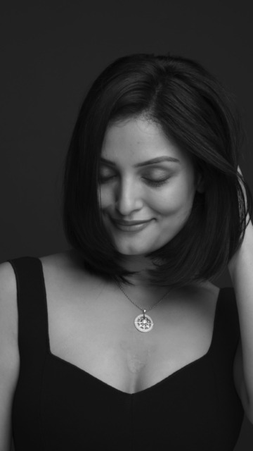 For the one finding her true north.

The Compass of Light Natural Diamond Intention Pendant reminds you that even in stillness, you’re moving in the right direction.

Guided by nature, aligned with purpose, glowing with intention.

🌙 Tag the one who’s trusting the journey, even when she can’t see the map.

#DeBeersGroup #NaturalDiamonds #IntentionPendants #LoveFromUniverse #HeeraHaiSadaKeLiye

[De Beers Group, A Diamond Is Forever, Heera Hai Sada Ke Liye, Jewellery, Gifting, Natural Diamond Pendants, Luxury Jewellery]