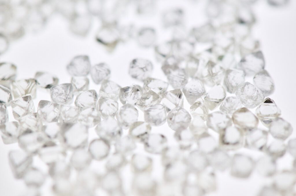 Loose polished diamonds