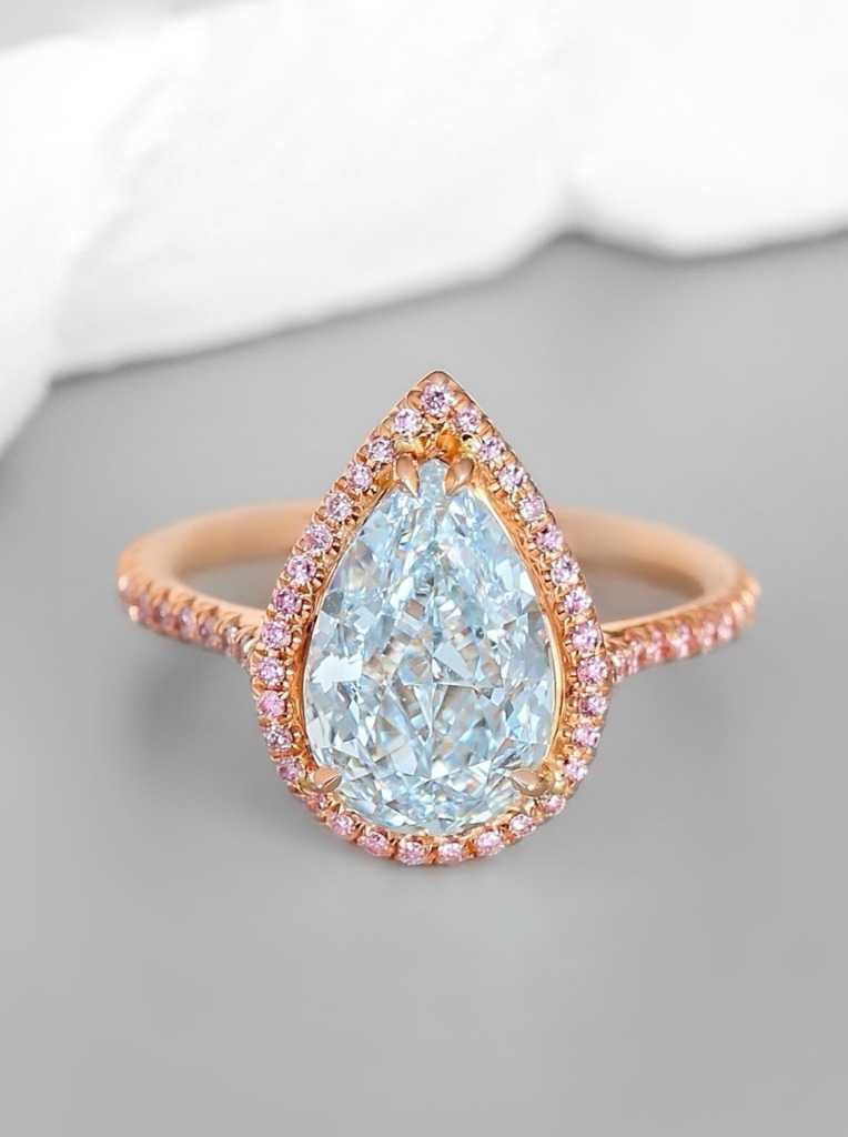 Ring with Desert diamond