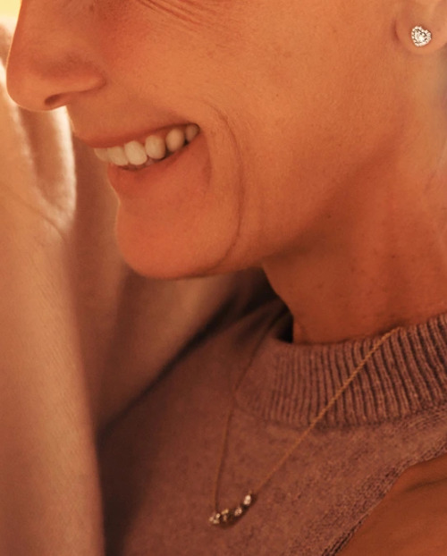 Natural diamond gifts