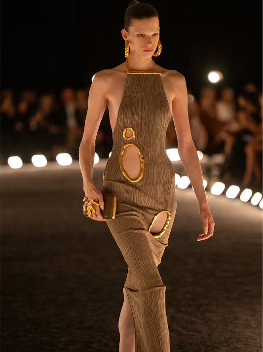 Runway look with whiskey toned colours