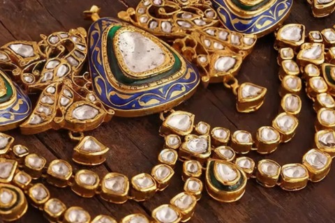 Your complete guide to polki diamonds