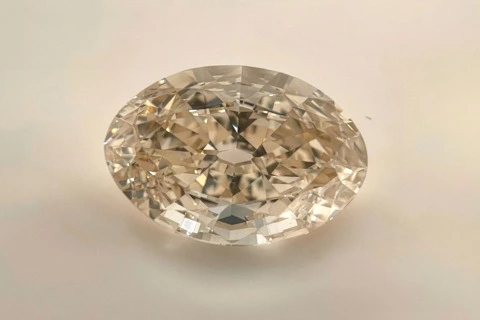 What makes chameleon diamonds so rare and fascinating