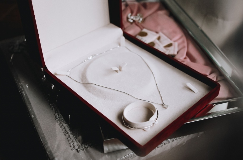 Diamondjewellerygifts PhotoCreditPexels IchadWindhiagiri