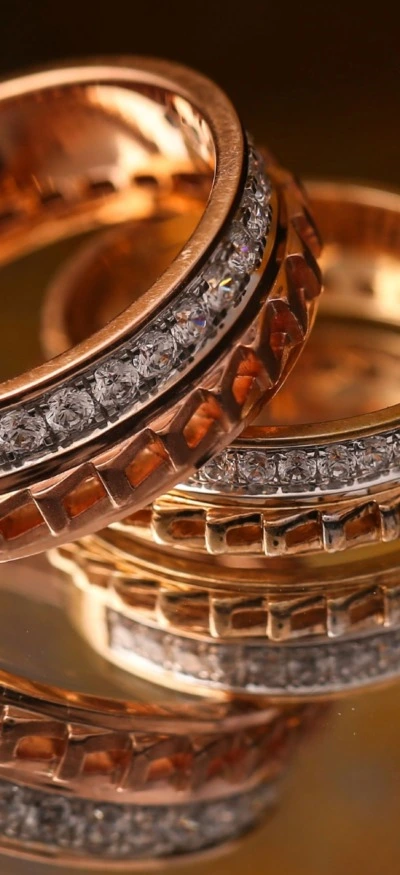 The impact of cut, quality, and settings on small diamonds