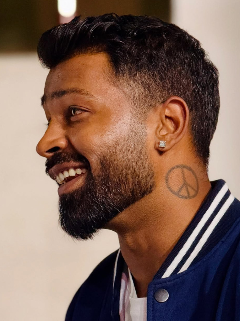 Hardik Pandya wearing a diamond stud earring