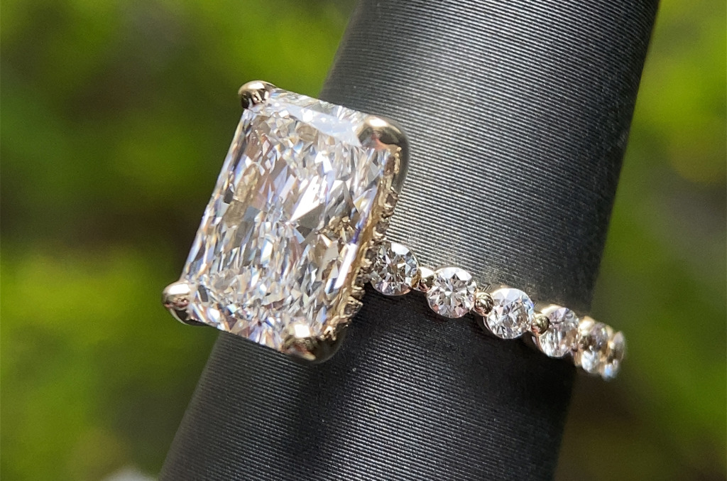 natural diamond ring