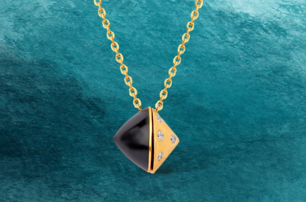 Diamond-pendant_Tanishq
