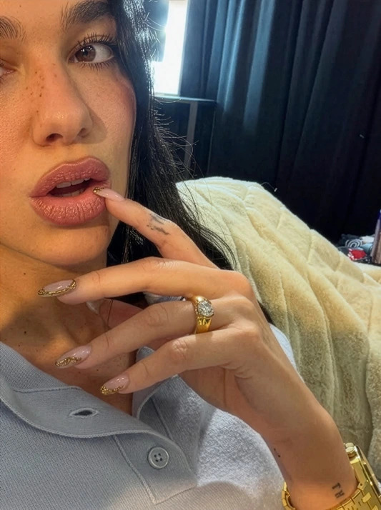 Dua Lipa engagement ring