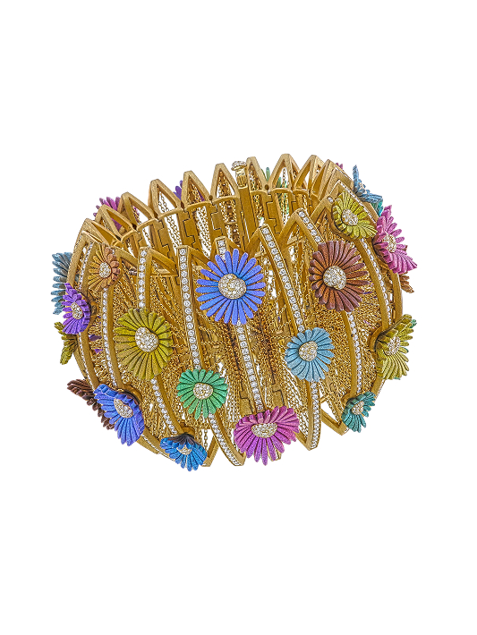 Flower bracelet by Mike Joseph © Image courtesy of Mike Joseph