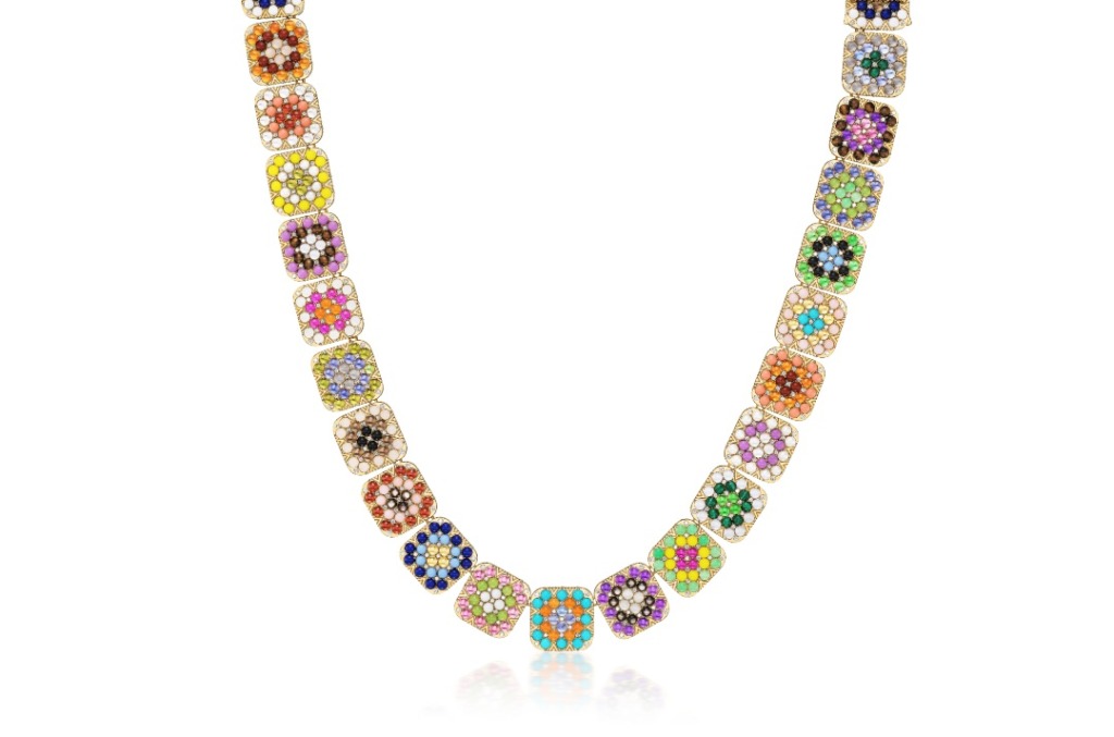 Harwell Godfrey's crochet necklace © Image courtesy of Harwell Godfrey