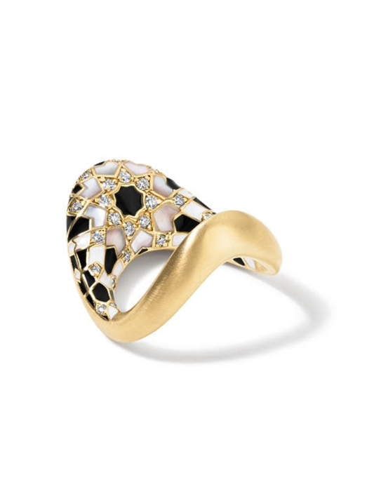 The Zaha ring by Zahn-Z © Image courtesy of Zahn-Z