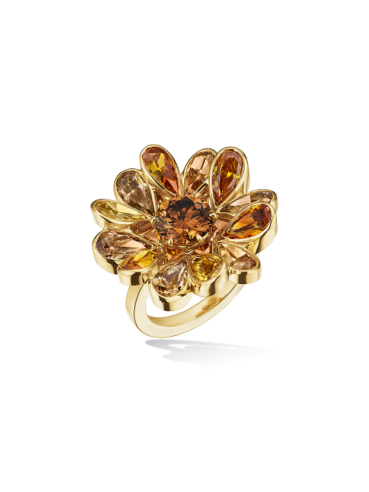 Michal Cadar's Unconditional cocktail ring © Image courtesy of Cadar
