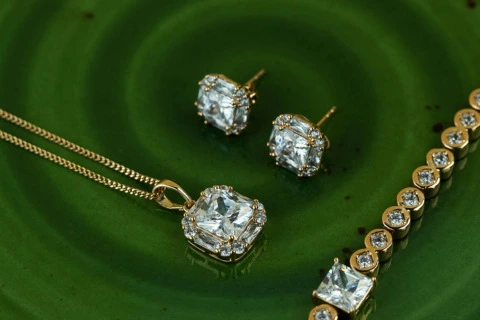 Diamond clarity explained: How important is it?