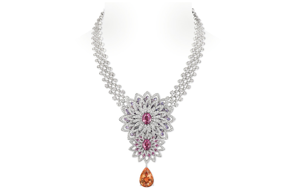 Chaumet flower diamond necklace