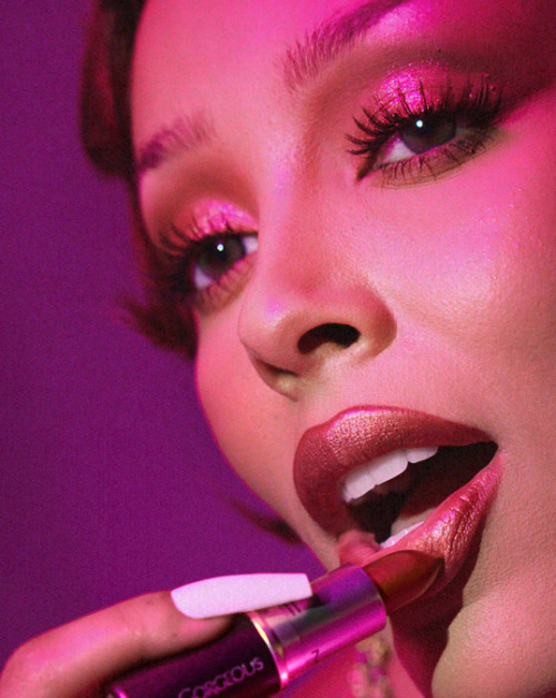 Doja Cat in diamond earrings