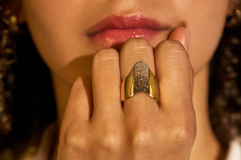 Unique as you are: match your diamond to your seasonal palette with ombre jewelry 