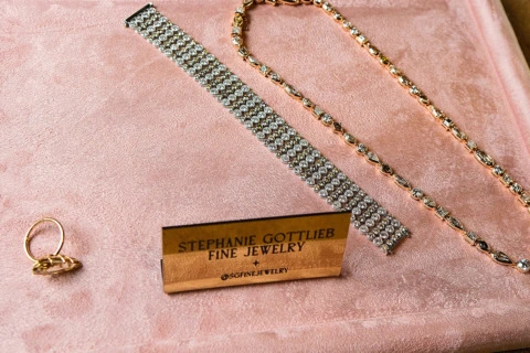 The jewelry designs and trends driving Desert diamonds 