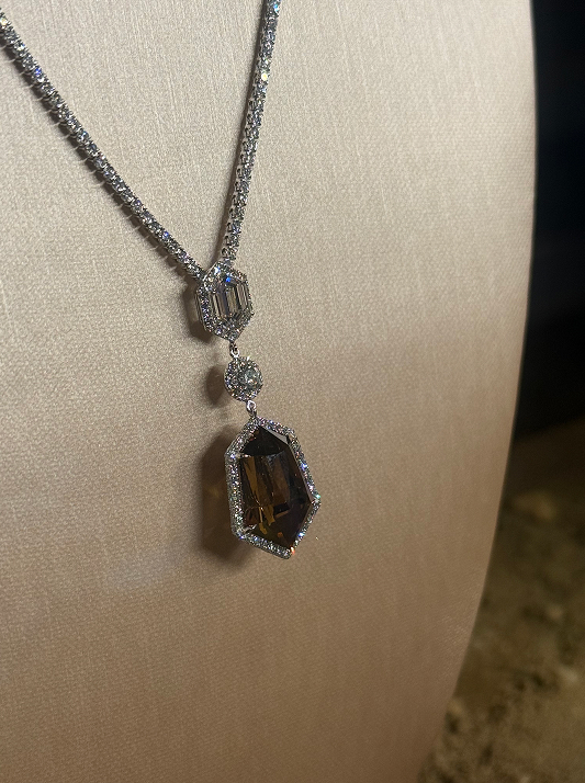 desert diamond pendant New York