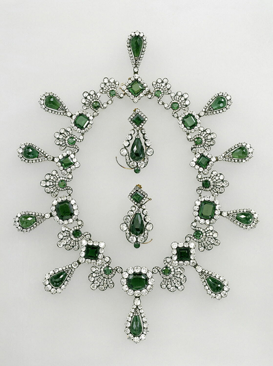 Emerald and diamond necklace and earrings stolen in Louvre heist