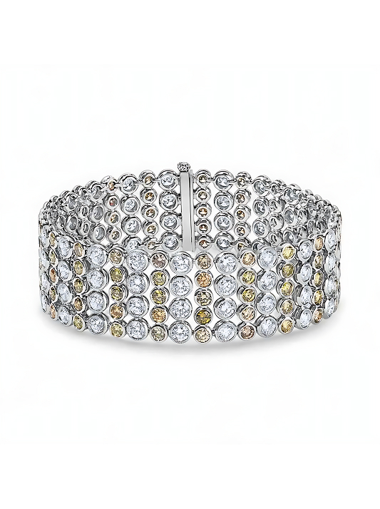 Taylor Swift's vintage Stephanie Gottlieb bracelet