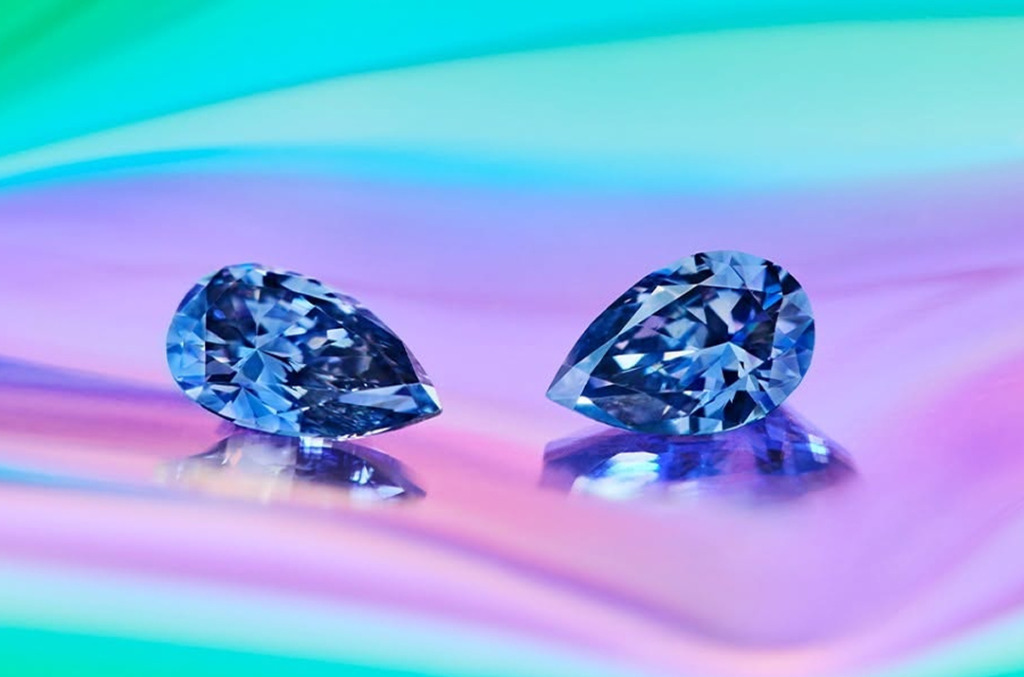 natural colored diamonds blue hue 