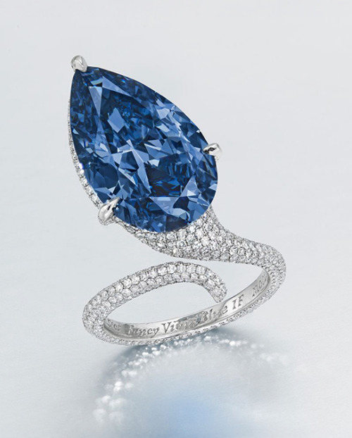 The Mellon Blue diamond auction Christie's