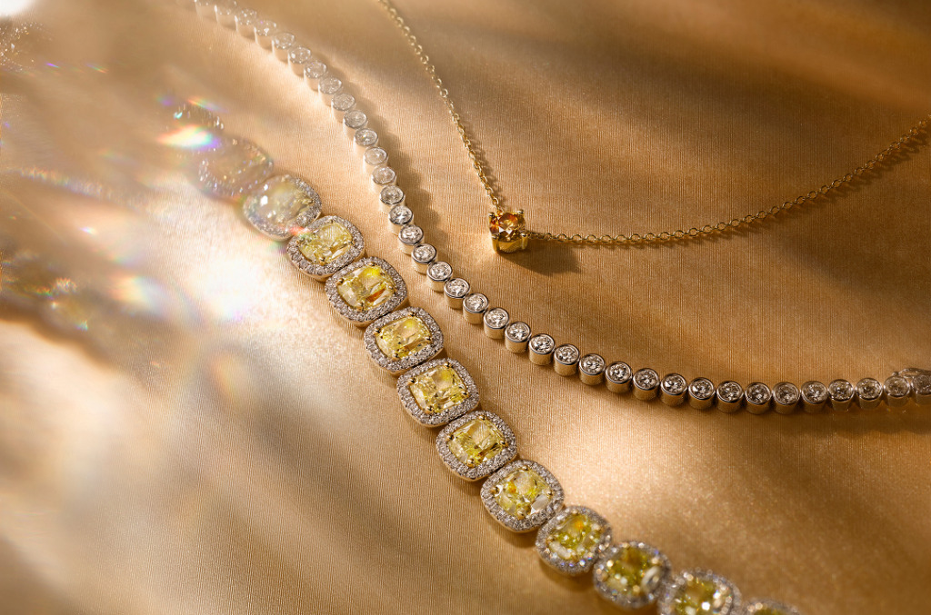Natural diamond necklaces perfect for self-gifting