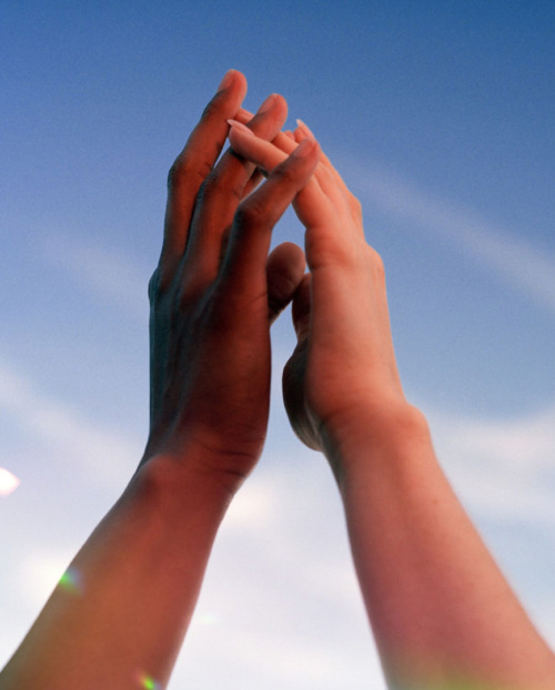 B9 71 The art of gifting natural diamonds in cultures across the world lead image 1