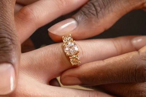Sunset Blush Desert diamonds: what are they and who wears them?