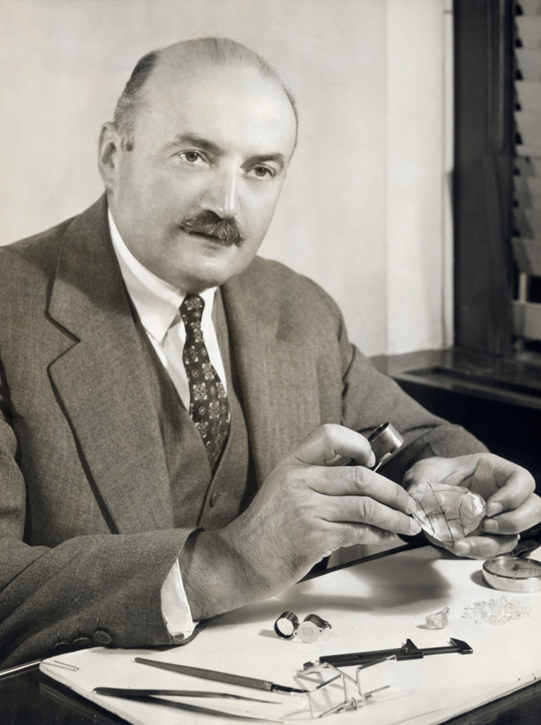 48 Image 2 Lazare Kaplan Lazare Diamonds