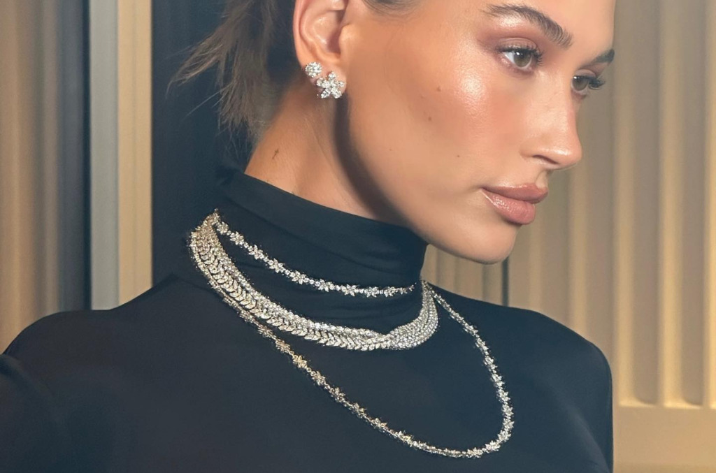 Hailey Bieber diamond necklaces