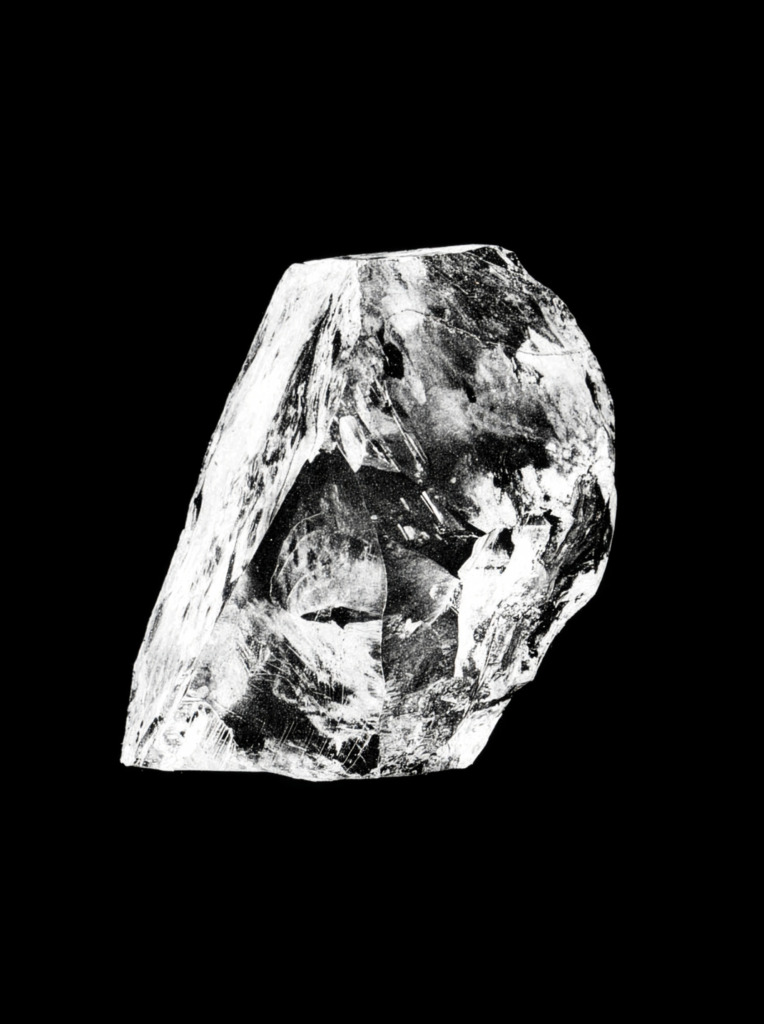 rough Cullinan diamond + image of the Sovereigns Spectre
