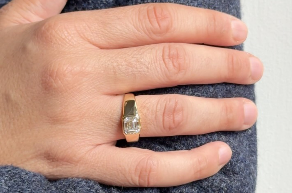 signet ring
