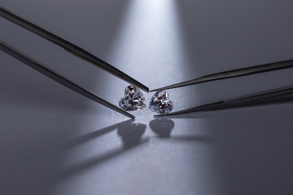carat size of heart shaped diamond