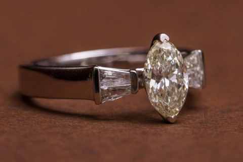 How do natural diamonds perform in vintage jewelry settings?