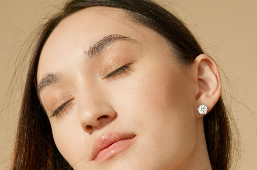 diamond stud earrings