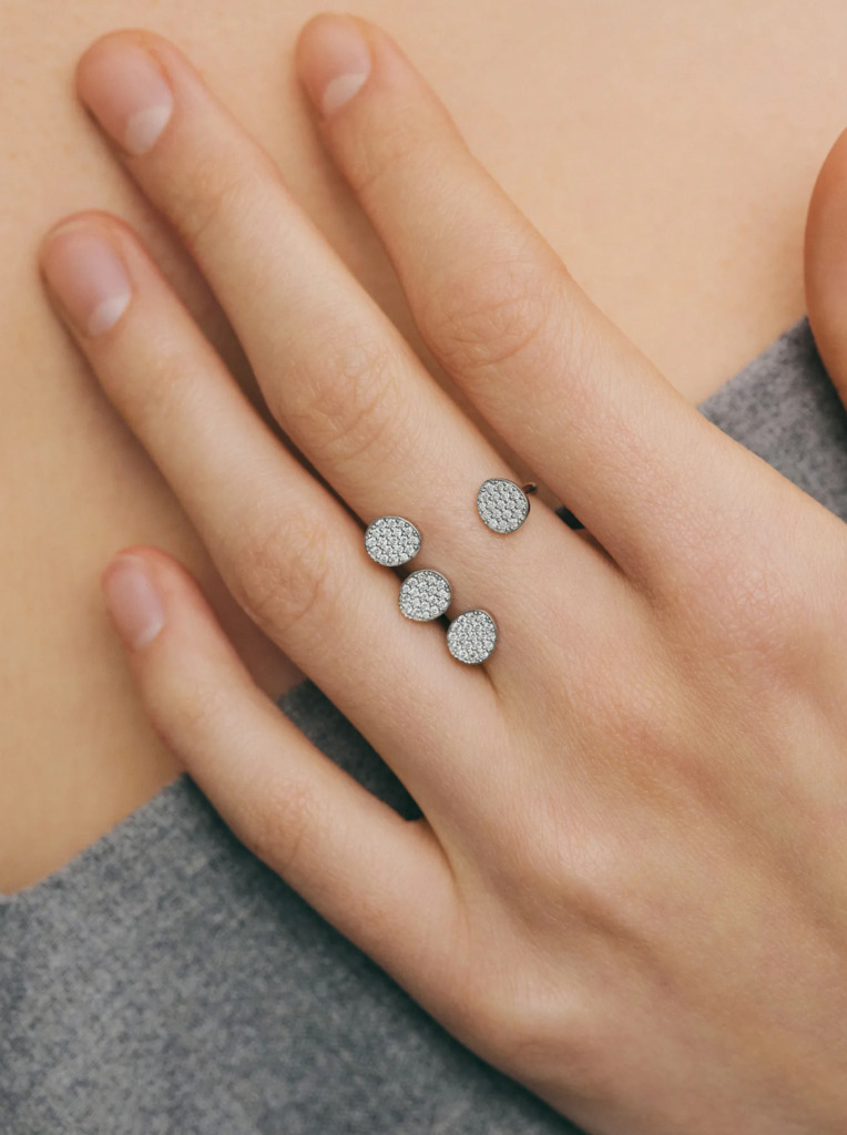 Petal Flat Ring Guzema