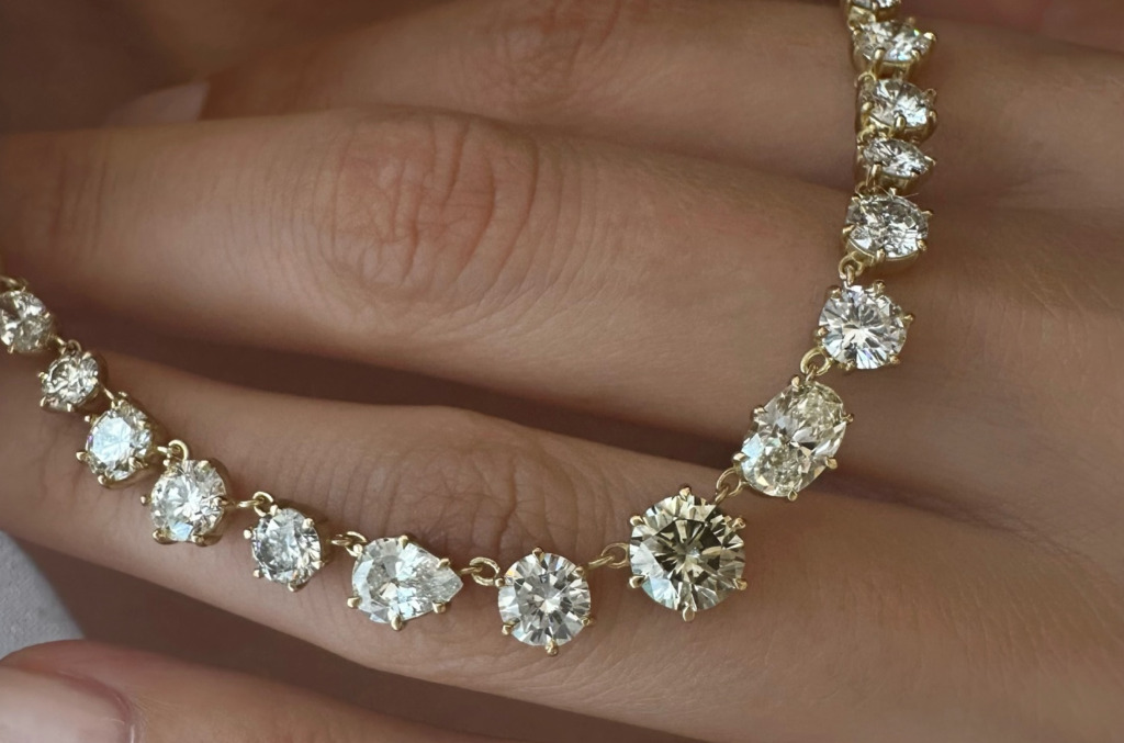 tennis bracelet in desert diamonds in shades from pale sand to warm champagne