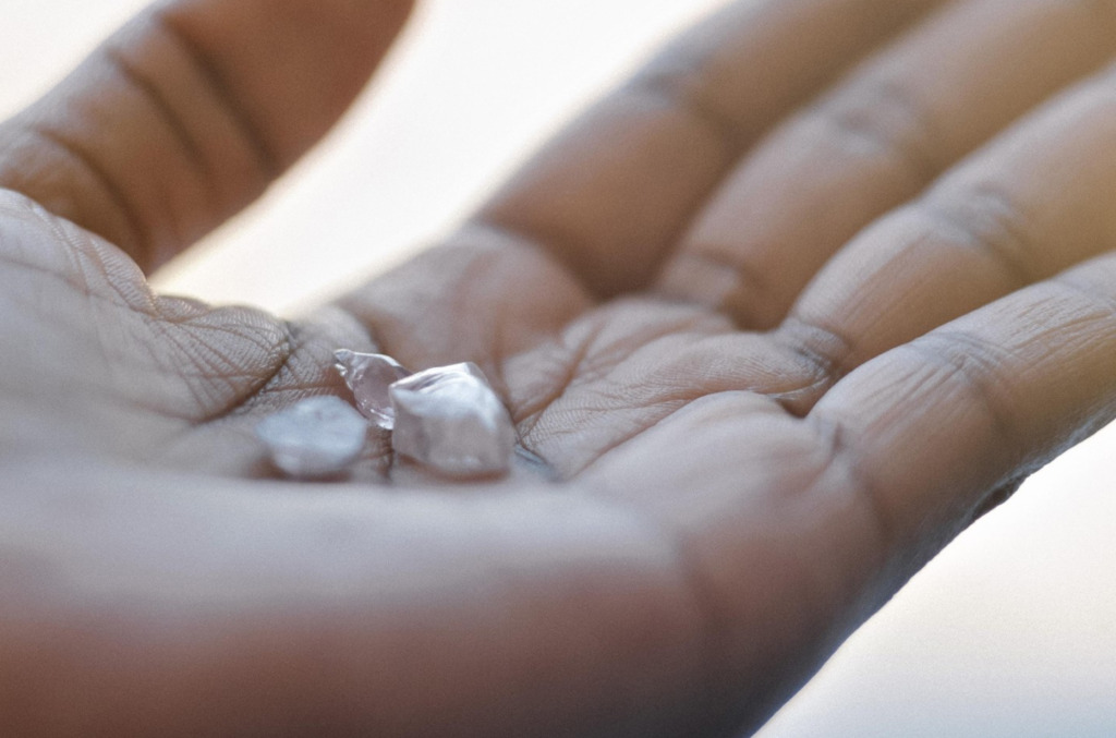 Image 2 Rough Diamonds De Beers
