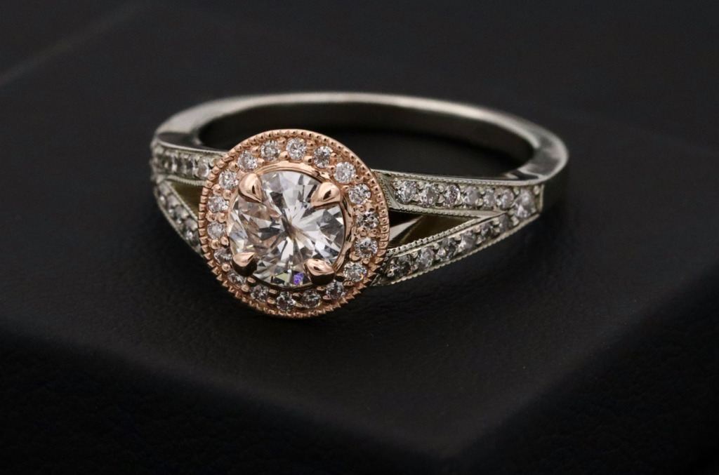 Antique-or-vintage-inspired-natural-diamond-split-shank
