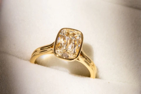 What are the most popular diamond ring trends in 2026?