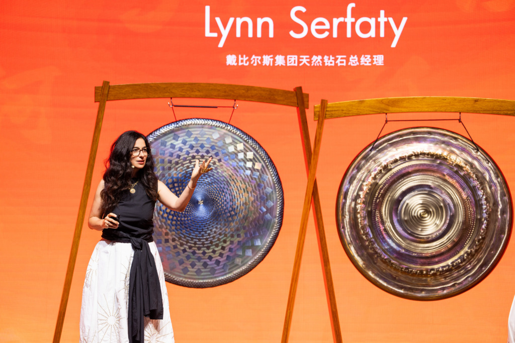 戴比尔斯集团天然钻石总经理 Lynn Serfaty 女士致辞