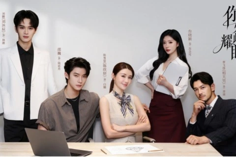 从精品短剧《你如此耀眼》，看现代女主的百变钻石穿搭经